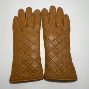 BCBGMaxAzria Tan Quilted Leather Gloves - NWOT